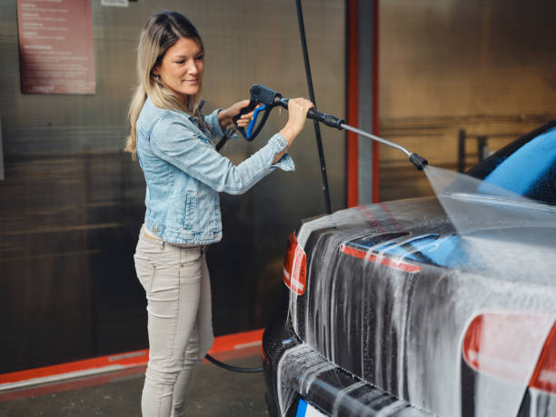 Why Choose Our Certified Pressure Washing Experts for Your Project Needs in Springville, AL?